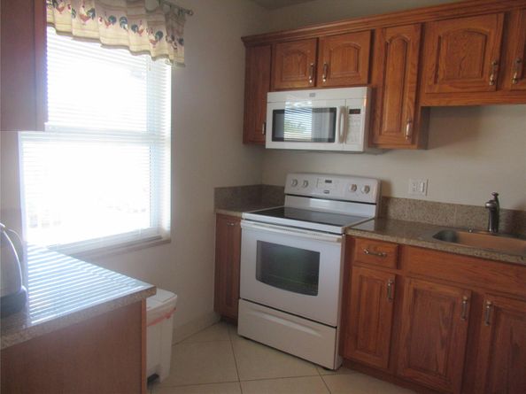 601 NW 76th Ter 206, Margate FL 33063