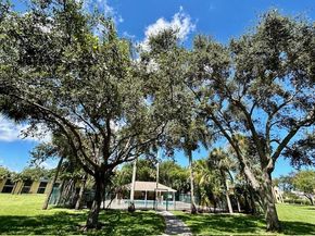 1830 W Meadows Circle 1830, Boynton Beach FL 33436