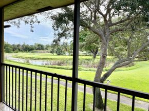 1830 W Meadows Circle 1830, Boynton Beach FL 33436