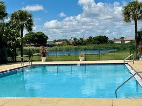 1830 W Meadows Circle 1830, Boynton Beach FL 33436