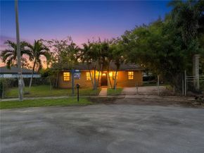 1664 SW 2nd Court, Homestead FL 33030