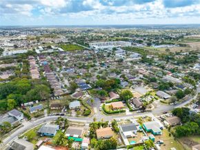1664 SW 2nd Court, Homestead FL 33030