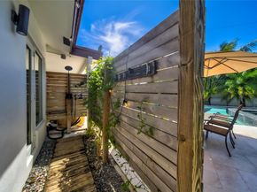 250 NE 27th Court, Boca Raton FL 33431