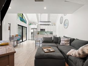 1605 S Us Hwy 1 3h, Jupiter FL 33477