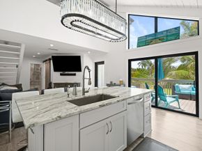 1605 S Us Hwy 1 3h, Jupiter FL 33477