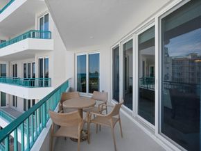 2000 S Highway A1a 406, Jupiter FL 33477