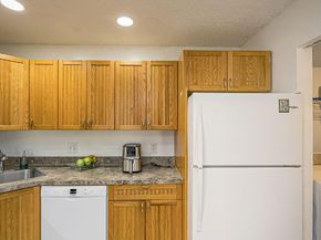 539 Shady Pine Way B2, Greenacres FL 33415