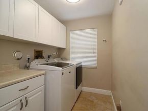 6401 W Sedgewyck Cir W, Davie FL 33331