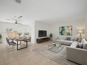 373 NE 26th Place 102, Homestead FL 33033