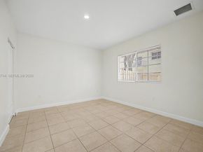 373 NE 26th Place 102, Homestead FL 33033
