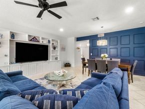 103 Half Moon Circle E2, Hypoluxo FL 33462