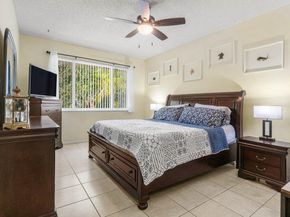 103 Half Moon Circle E2, Hypoluxo FL 33462
