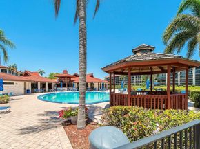 103 Half Moon Circle E2, Hypoluxo FL 33462