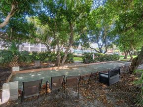 103 Half Moon Circle E2, Hypoluxo FL 33462