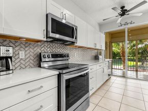 103 Half Moon Circle E2, Hypoluxo FL 33462