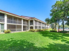 103 Half Moon Circle E2, Hypoluxo FL 33462