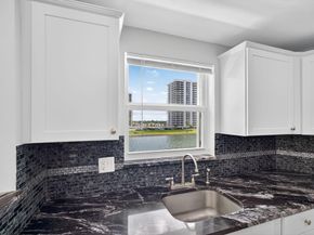 28 Yacht Club Drive 409, North Palm Beach FL 33408