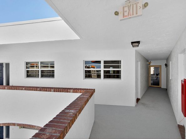 28 Yacht Club Drive 409, North Palm Beach FL 33408