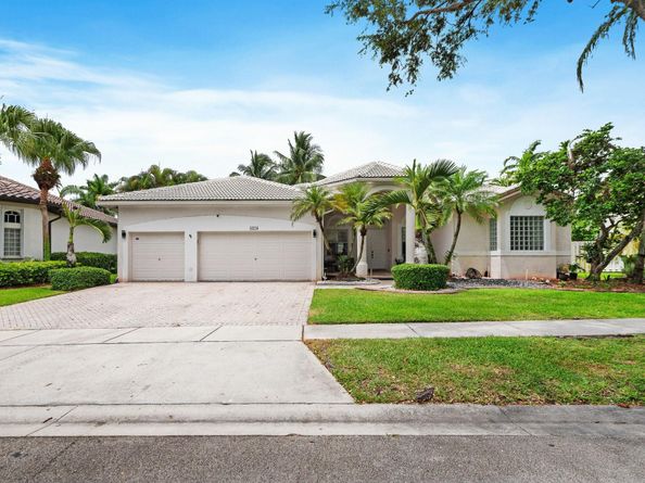 16750 NW 19th St, Pembroke Pines FL 33028