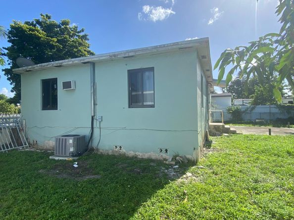 Undisclosed Address #FX-10511301, Miami FL 33168