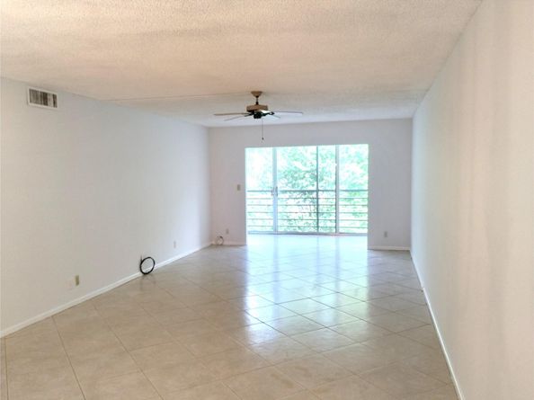 2403 Antigua Cir E3, Coconut Creek FL 33066