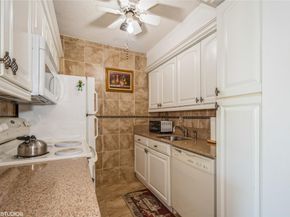 1050 SW 11th St 4, Hallandale Beach FL 33009