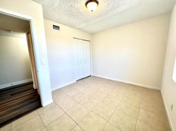 120 Sparrow Drive 302, Royal Palm Beach FL 33411