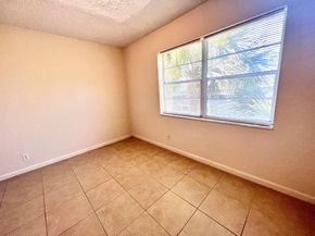 120 Sparrow Drive 302, Royal Palm Beach FL 33411