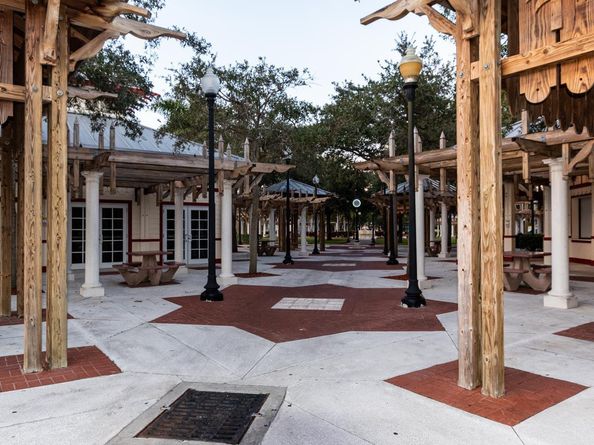 120 Sparrow Drive 302, Royal Palm Beach FL 33411
