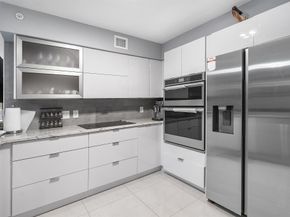 700 Scotia 205 Drive 205, Hypoluxo FL 33462