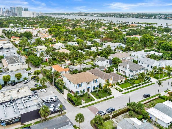 369 Avila Road, West Palm Beach FL 33405