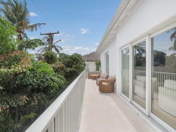 369 Avila Road, West Palm Beach FL 33405