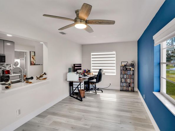 1904 SW 17th Ave, Boynton Beach FL 33426