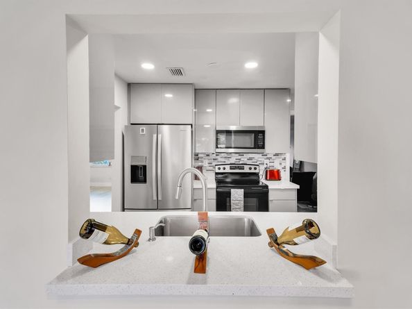 1904 SW 17th Ave, Boynton Beach FL 33426