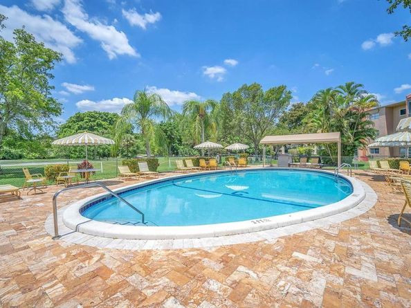 8842 W Mcnab Rd 303, Tamarac FL 33321