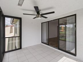 8536 Casa Del Lago 49 B, Boca Raton FL 33433
