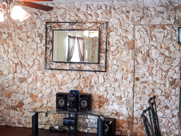 1048 SW 1, Pompano Beach FL 33060