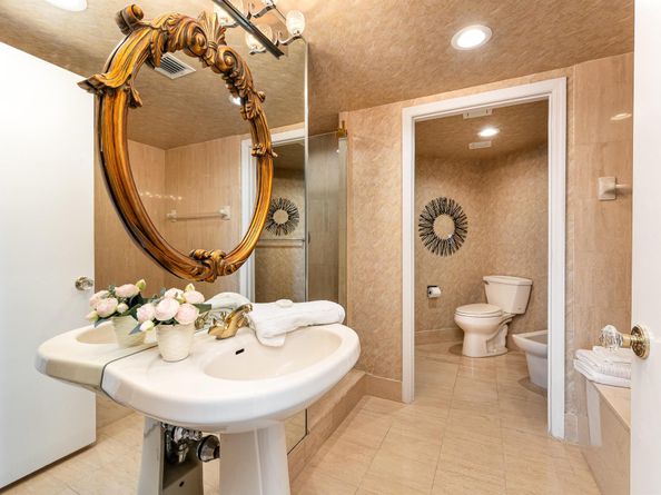 120 SE 5th Avenue Ph22, Boca Raton FL 33432