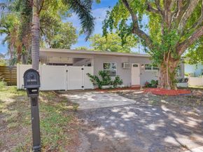 130 Akron St, Lake Worth Beach FL 33461