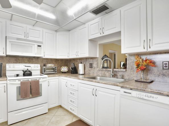 3202 Portofino Pt B2, Coconut Creek FL 33066