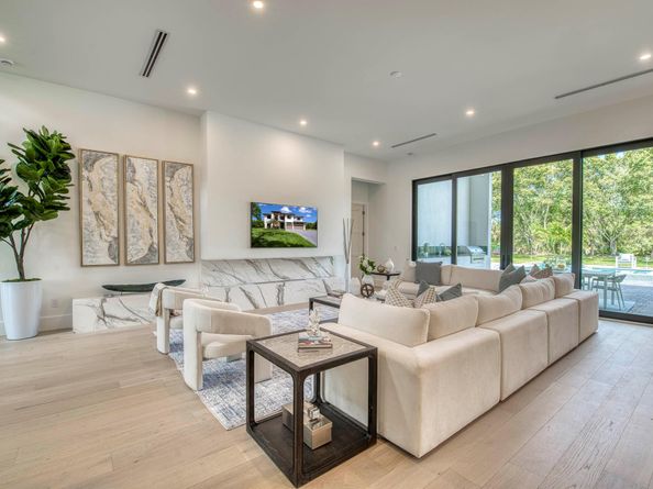 8600 Damascus Drive, Palm Beach Gardens FL 33418