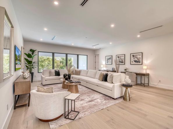 8600 Damascus Drive, Palm Beach Gardens FL 33418