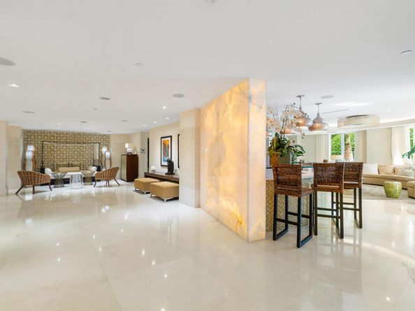 155 Ocean Avenue 502, Palm Beach Shores FL 33404