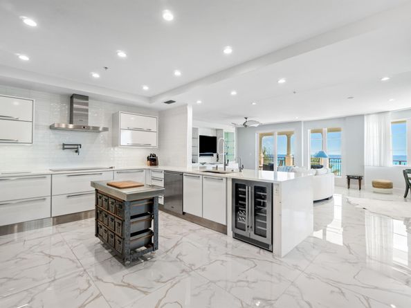 155 Ocean Avenue 502, Palm Beach Shores FL 33404