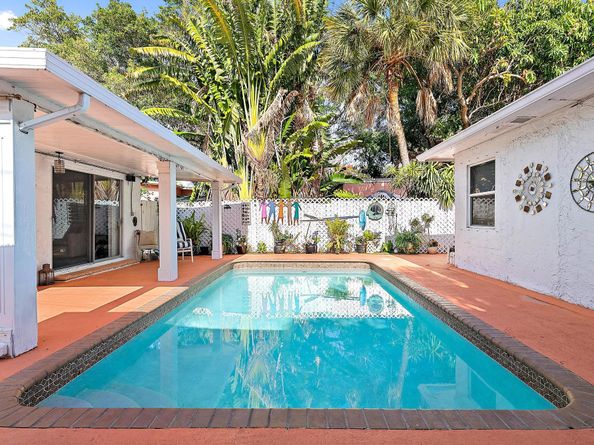 328 Monroe Drive, West Palm Beach FL 33405