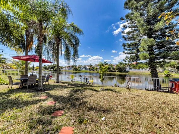 3091 Bayberry Way, Margate FL 33063