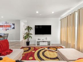 921 SE 13th Court, Deerfield Beach FL 33441