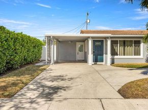 921 SE 13th Court, Deerfield Beach FL 33441