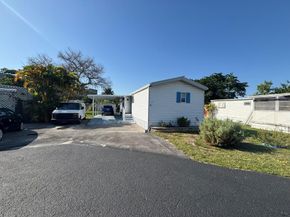 5381 SW 35th Street, Davie FL 33314
