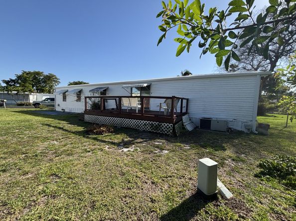 5381 SW 35th Street, Davie FL 33314